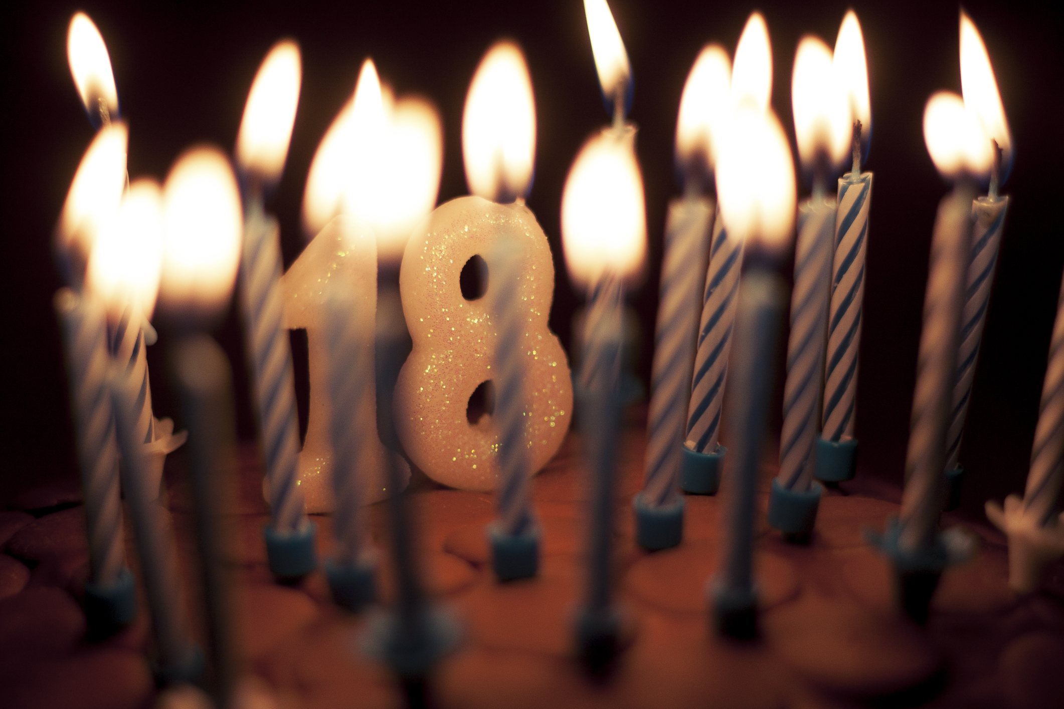 18-candles-birthday-cake.jpg